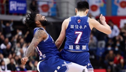 一竞技app下载-这也行？洛杉矶快船远射贴柱备战欧篮联窗口期广州队备战NBA常规赛，深圳男篮围绕CBA季后赛造点机会的简单介绍